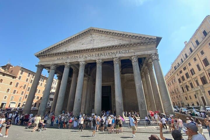 Skip-the-Line Pantheon & 24-Hour Rome Hop-On Hop-Off Bus Tour photo 4