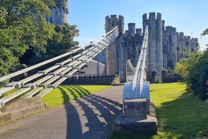 Conwy Town and Castle Guided Walking Tour — 1-Hour Historic Highlights photo 3