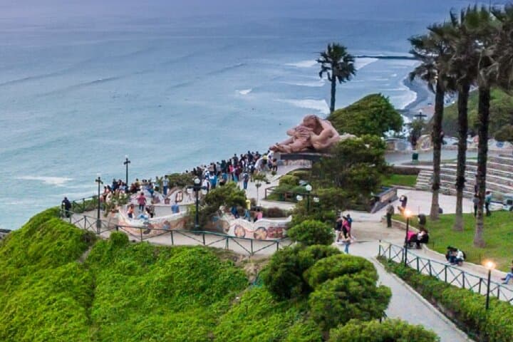 Half-Day Colonial Lima Tour and Magic Water Circuit Evening Experience photo 4