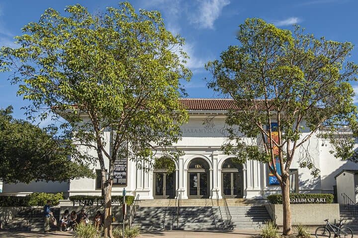 Santa Barbara Downtown Self-Guided Walking Tour: Historic Sights & Hidden Alleys photo 5