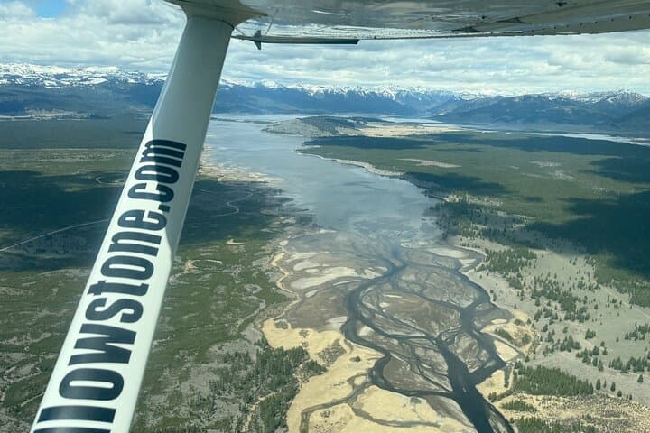 15-Minute Yellowstone Scenic Flight: A High-Altitude Preview of the Park photo 4