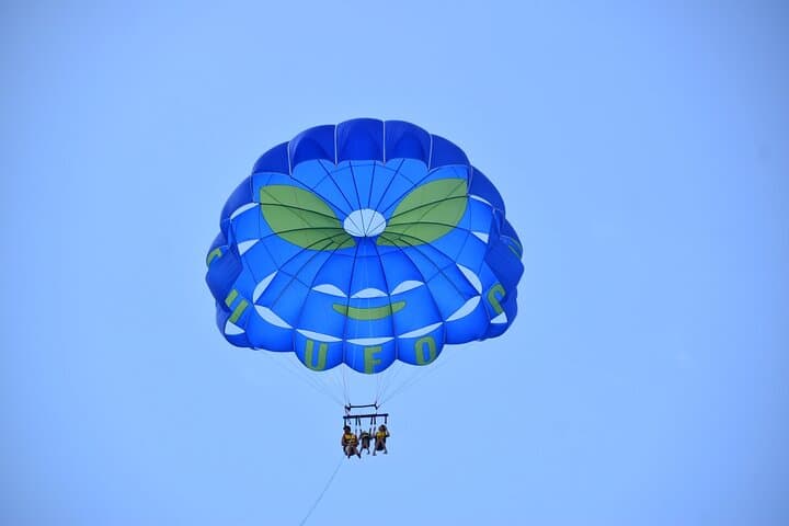 Maui Parasailing from Ka'anapali — Fly 800–1,200 ft Above West Maui