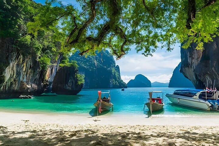 Hong Island Private Longtail Boat Tour from Ao Nang photo 6