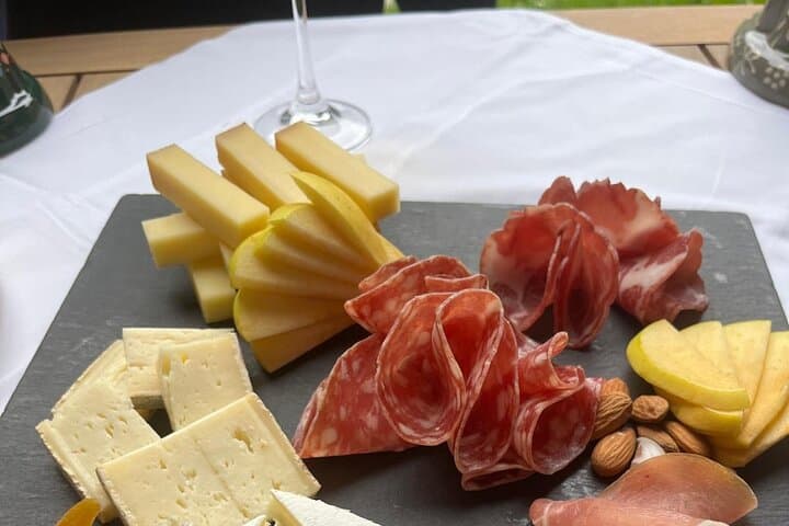 Chamonix Discovery Walk and Savoyard Aperitif: Guided Tasting & Photo Spots photo 3
