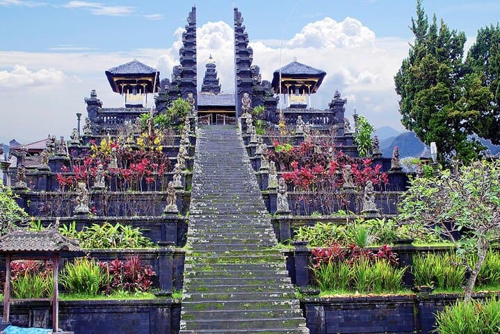 Sacred Peaks & Hidden Falls of Bali: Besakih, Tukad Cepung & Rendang Terraces photo 2