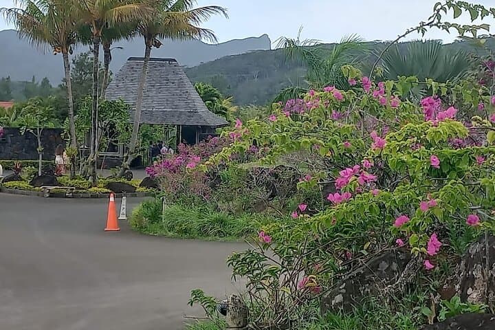Private South Mauritius Tour: Chamarel, Grand Bassin, Waterfalls & Rum Tasting photo 2