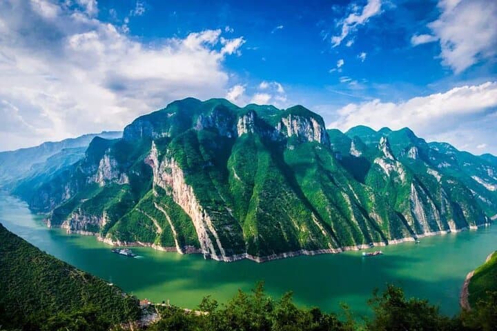 Hidden Yangtze Gorges Road Trip: 4-Day Chongqing Private Tour photo 6