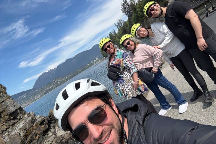 Electric Scooter Tour of Stanley Park: Seawall, Totems & Prospect Point photo 6