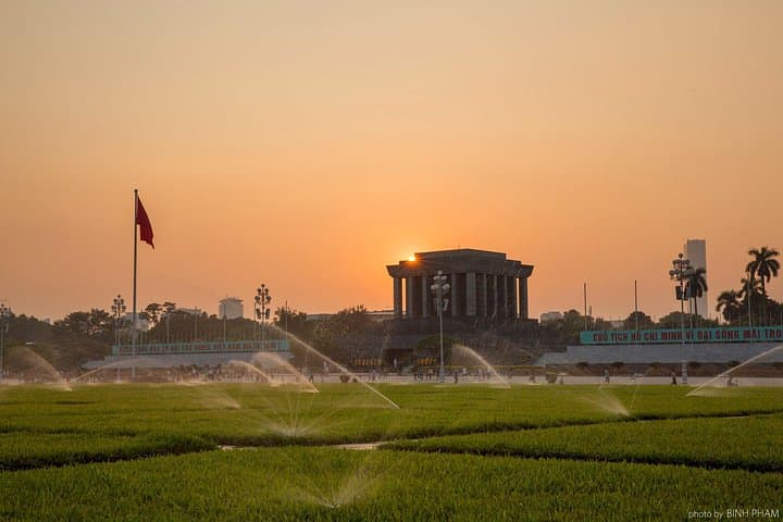Ha Long Bay and Ha Noi: 5-Day Coastal and Cultural Adventure photo 2
