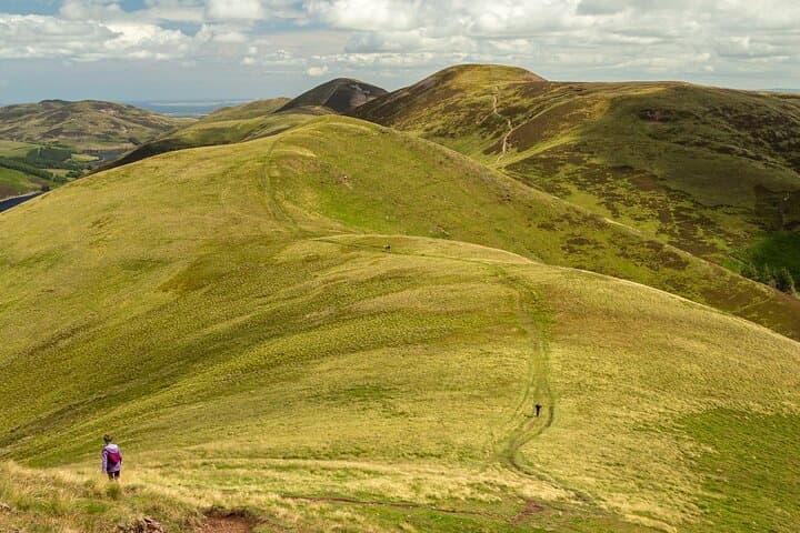 Guided Pentland Hills Hike from Edinburgh to Allermuir Hill photo 2