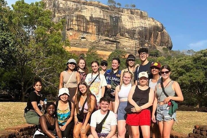 Kandy to Sigiriya, Dambulla & Minneriya Day-Trip Guide photo 5