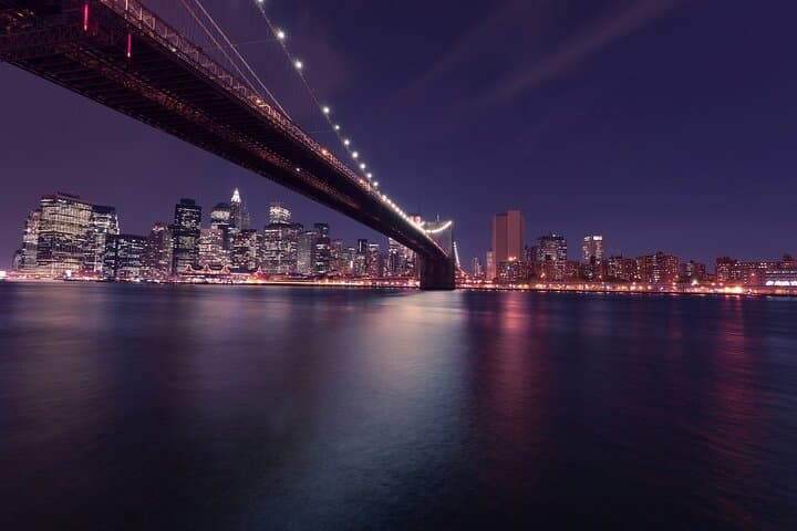 Brooklyn Bridge Walking Tour: From Skyscrapers to Cobblestones in NYC photo 3