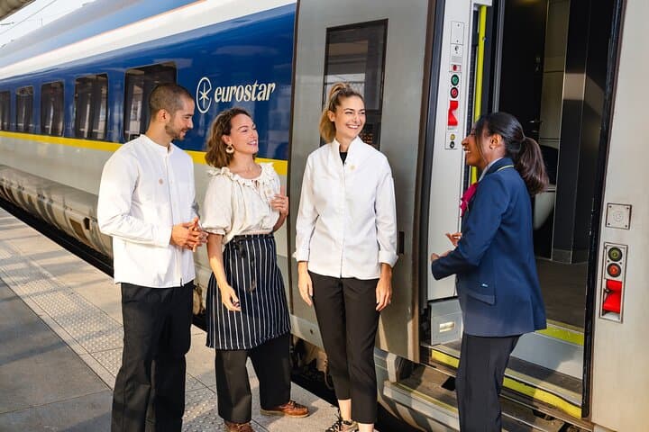 Luxury Day Trip from London to Paris with Seine Lunch Cruise photo 4