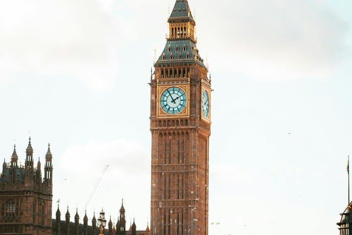 Half-Day London Top 30+ Sights Walking Tour with Blue Badge Guide photo 4