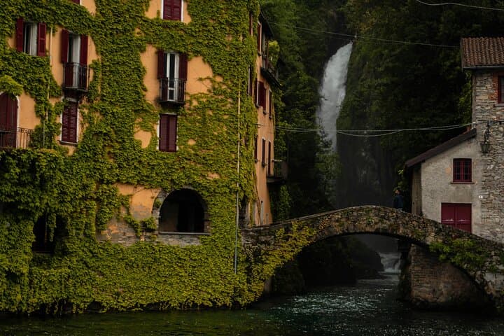 Lake Como Private Speedboat Tour: Villas, Swim Stops & Balbianello photo 5