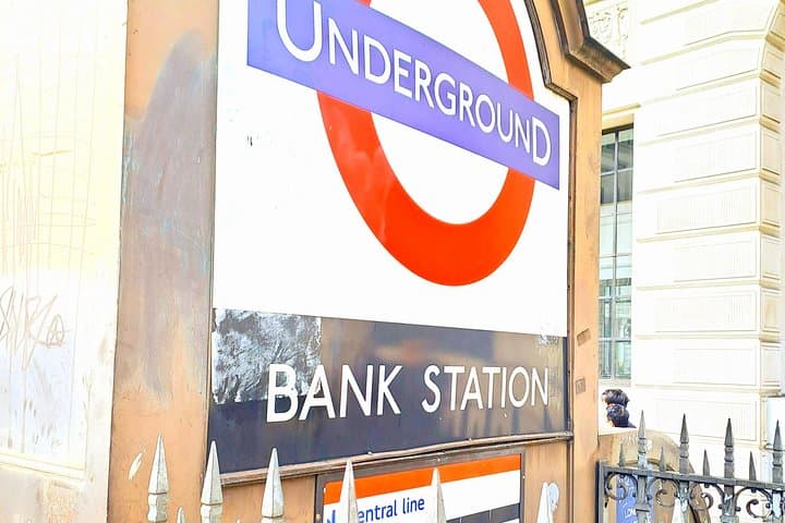 London Past & Present Backstreet Historical Walking Tour photo 2