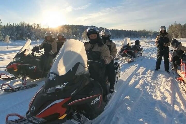 Arctic Wilderness Ride: Snowmobile Safari in Rovaniemi, Lapland photo 5