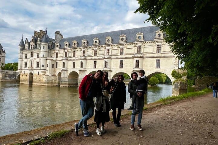 Loire Valley Private Tour from Paris: 4 Castles in One Day (Chambord, Chenonceau, Amboise, Clos Lucé) photo 3
