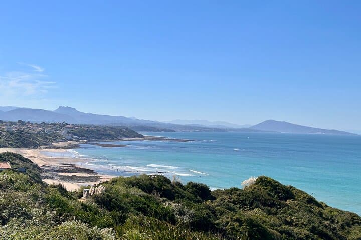 Three-Day Private Minivan Tour from Biarritz: Basque Coast, Villages & Wine photo 4