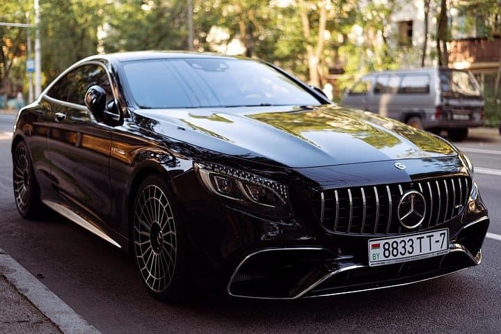 Premium Chauffeur Services in London: Private Luxury Airport & City Transfers photo 1