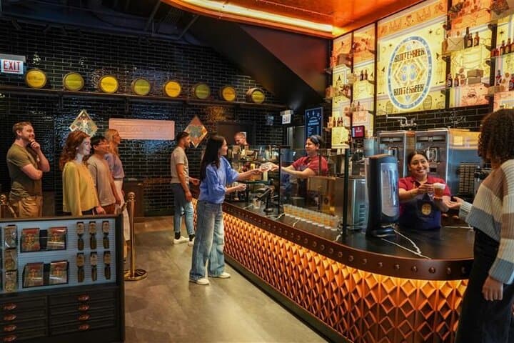 Harry Potter Shop Chicago — Butterbeer & Confectionary Collection Visitor Guide photo 5