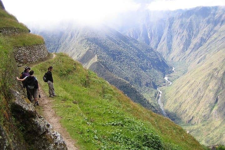 Inca Trail Express: 2-Day Trek from KM 104 to Machu Picchu