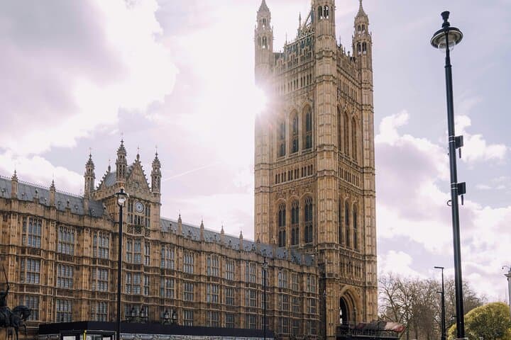 Ultimate London Walking Tour: Blue Badge Guide to 30+ Sights photo 4
