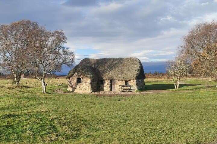 Private Inverness & Loch Ness Day Tour: Clava Cairns, Culloden & Urquhart Castle