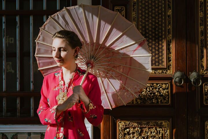 Dress Like a Nyonya: Baba Nyonya Costume Rental in George Town, Penang photo 4