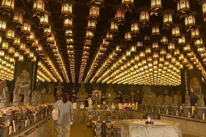 Full-Day Miyajima: Mt. Misen Ropeway, Itsukushima Shrine & Oyster Stalls photo 4