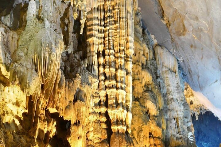 Phong Nha Cave Dragon Boat Half-Day Tour on the Son River photo 2