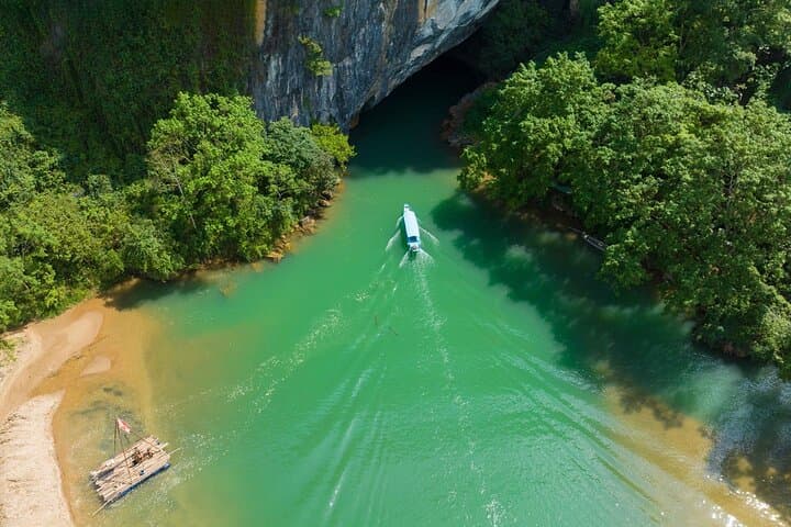 Boat Ride to Phong Nha Cave & Command Cave: Vietnam River Tour with Wartime History photo 5