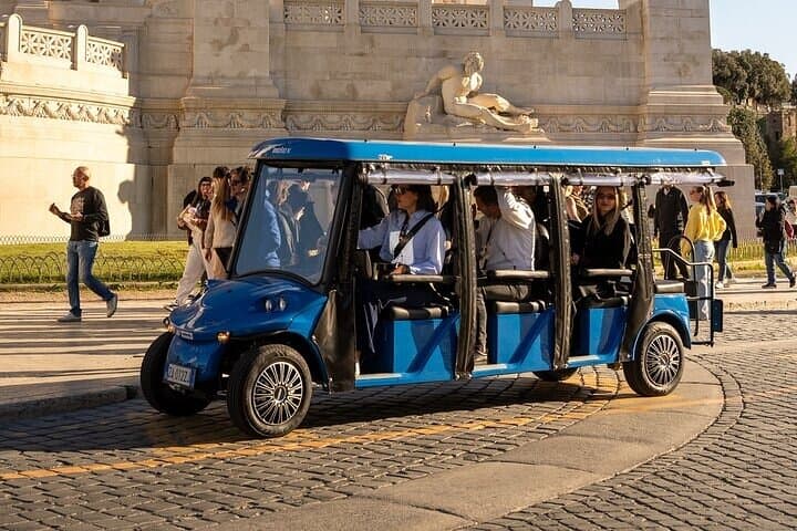 See Rome Fast: 2–2.5 Hour Golf Cart Tour of Historic Center photo 3