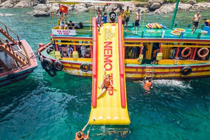 Nha Trang Island Hopping & Snorkeling with Floating Party Tour photo 6