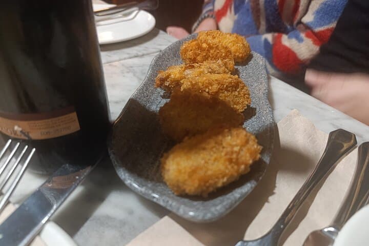 Madrid La Latina Wine & Tapas Walking Tour photo 3