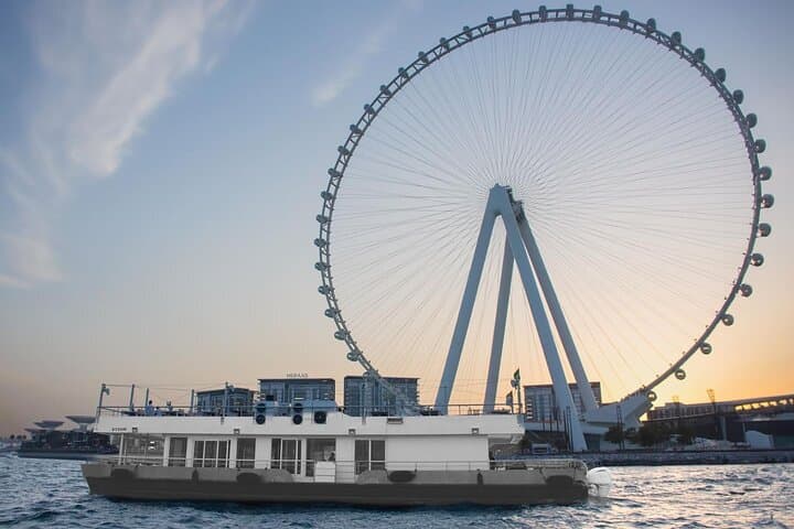 dubai-marina-luxury-dinner-cruise-nighttime-dhow-and-catamaran-experience photo 2
