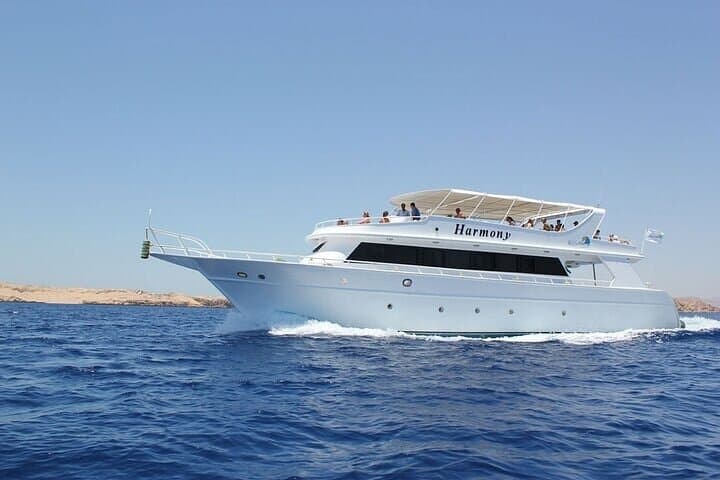 Full-Day Magaweesh Island Snorkeling & Water Sports from Hurghada