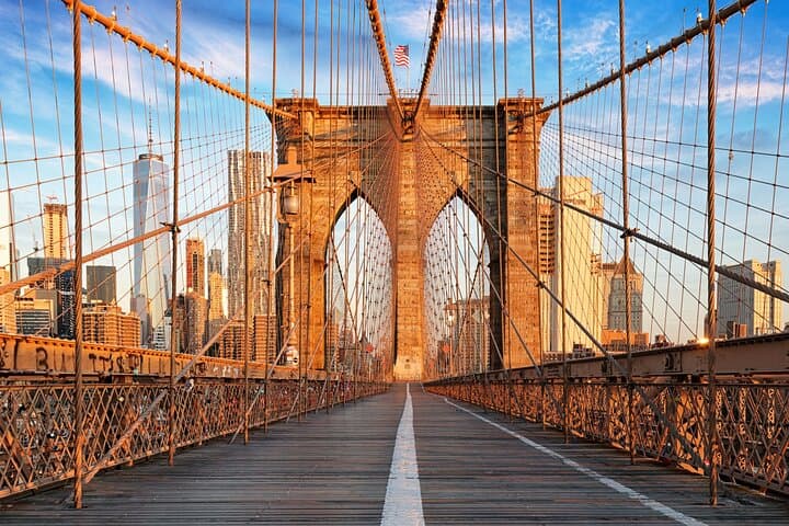 Walk the Brooklyn Bridge to DUMBO — Guided Skyline & Waterfront Tour