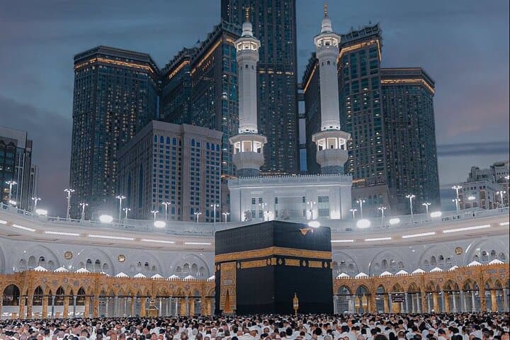 Practical Umrah Guide in Makkah: Rituals, Timing, and What to Expect