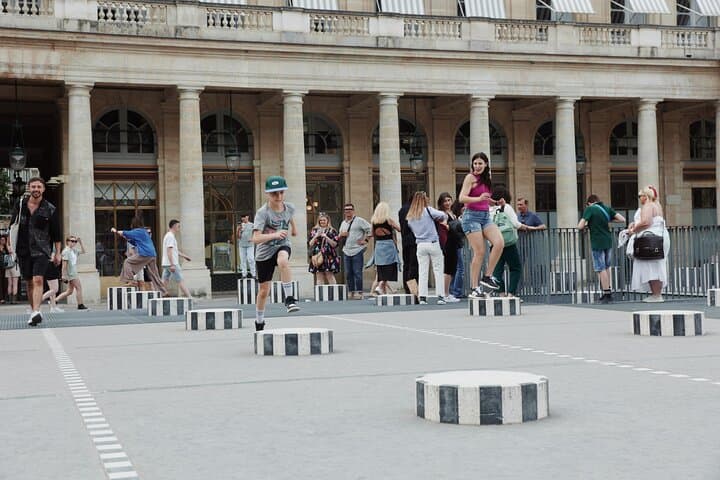 Paris Family Time-Travel Quest + Seine Cruise Pass photo 4