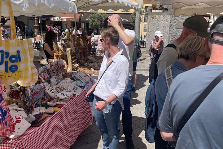 Private Riviera Day Tour: Cannes, Antibes & Saint-Paul-de-Vence in a Luxury Mercedes photo 3
