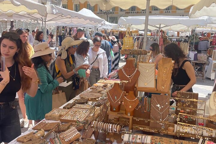 Private Riviera Day Tour: Cannes, Antibes & Saint-Paul-de-Vence in a Luxury Mercedes photo 4