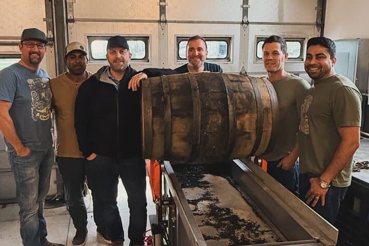 3-Day Luxury Bourbon Trail Tour with Private Barrel Bottling in Bardstown
