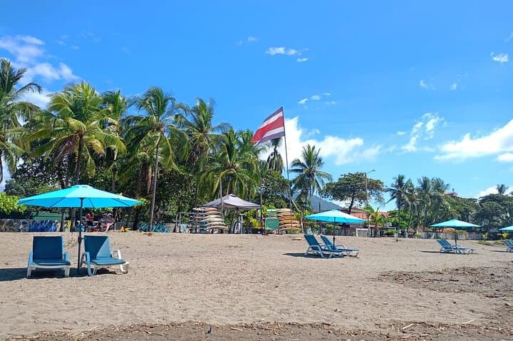 Learn to Surf in Jaco: 2-Hour Beginner Lessons with Gear Included