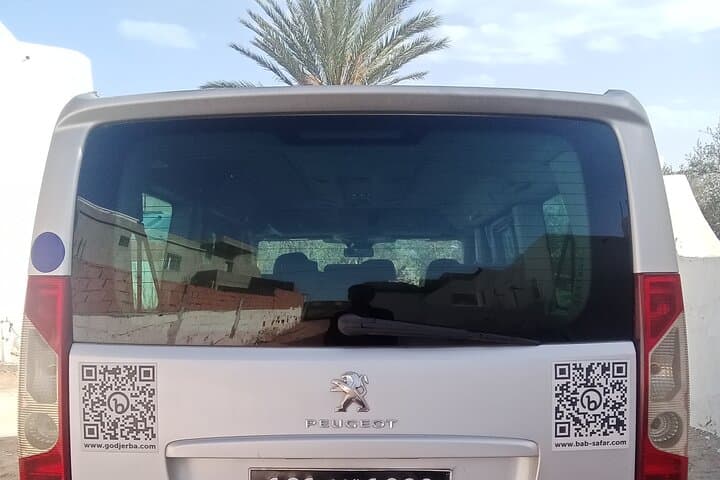 Private Transport in Djerba & Zarzis — 24/7 Professional Driver Service