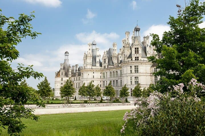 Full-Day Loire Valley Private Tour from Paris — Chambord & Chenonceau photo 2