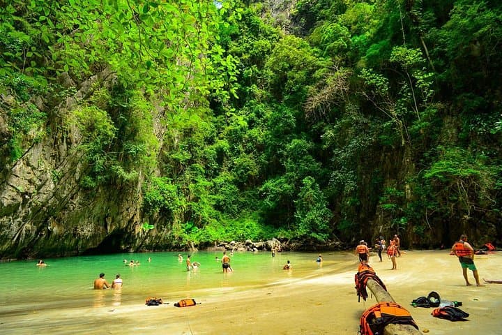 Emerald Cave & 4-Island Speedboat Tour from Koh Lanta — Snorkel Trang’s Hidden Lagoons photo 3