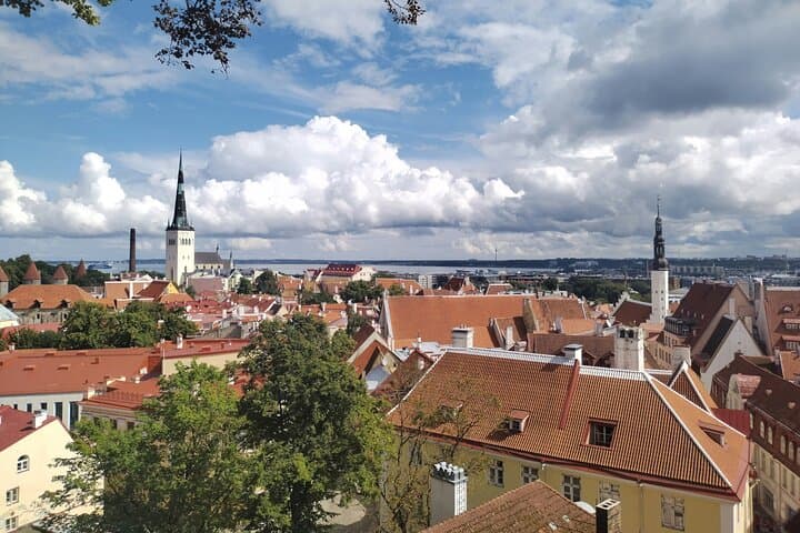 Tallinn Medieval Magic Quest: Self-Guided Puzzle Tour of Old Town