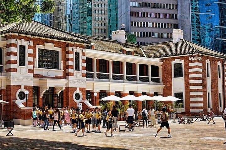 Walk Through Time: Colonial Hong Kong Walking Tour of Central photo 3