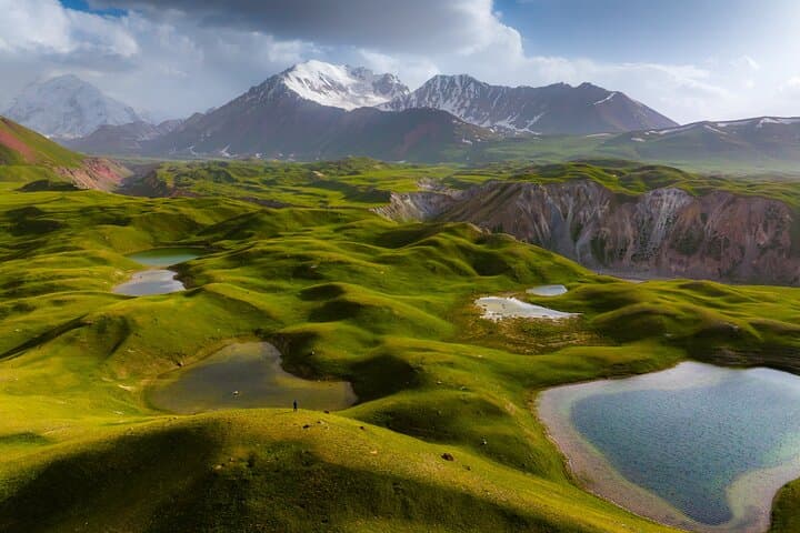 2-Day Base Camp Hike to Lenin Peak and Tulpar Lake — Yurt Stay in the Alay Valley
